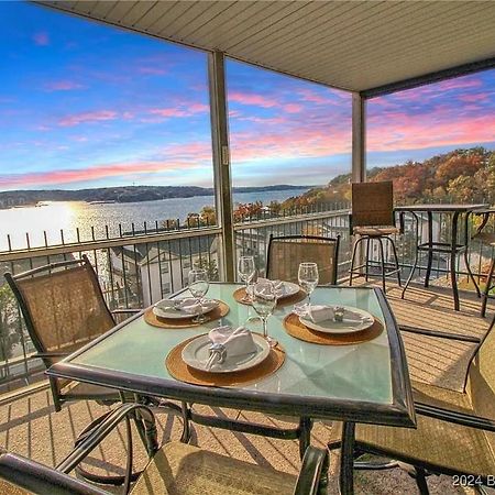 Gourgeous Lake Views, Amazing Susets, On Main Channel Озеро Озаркс Экстерьер фото